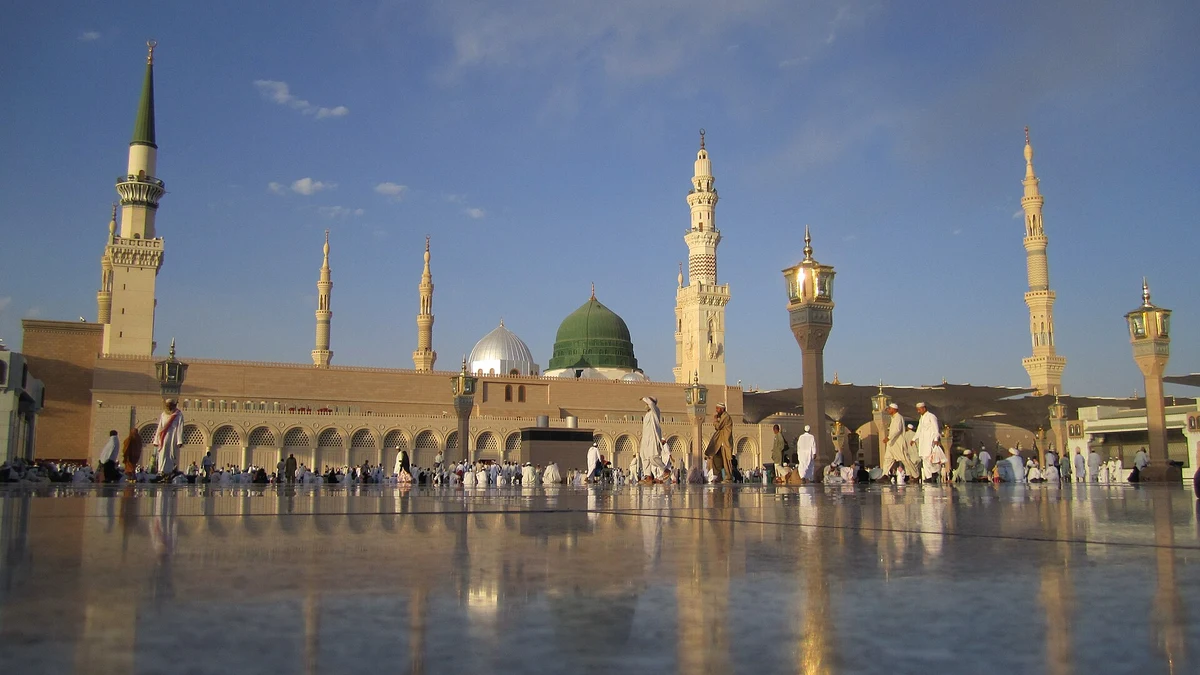 The Green Dome and courtyard of the Prophet's Mosque in Madinah
